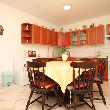 Apartments With A Parking Space Cunski, Losinj - 8010 客房 照片